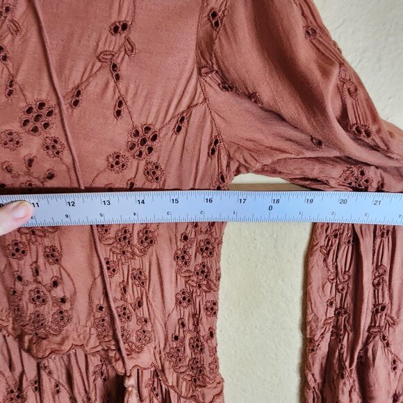 American Eagle XS Light Boho Blouse tassel tiered eyelets Floral Hippie Peplum - Picture 6 of 9